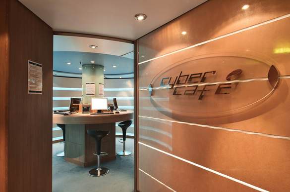 MSC Cruises, MSC Poesia, Cyber Cafe 5, Copyrights - MSC Rights.jpg